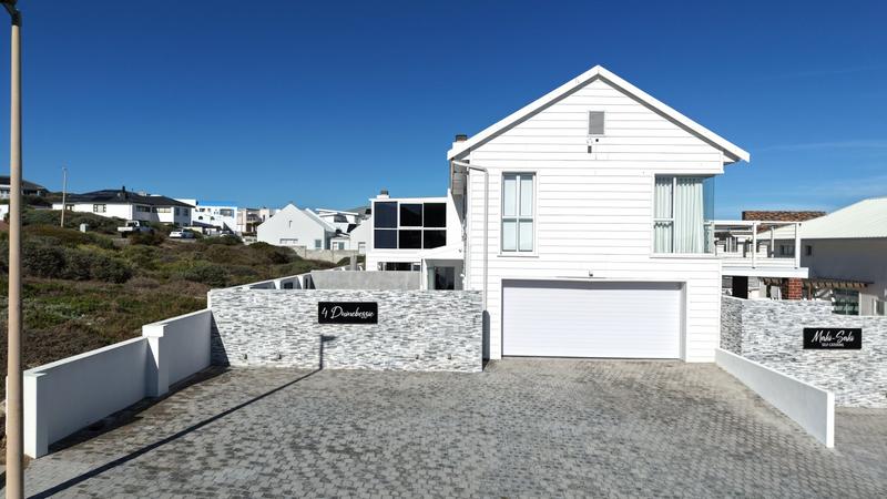 5 Bedroom Property for Sale in Pearl Bay Western Cape